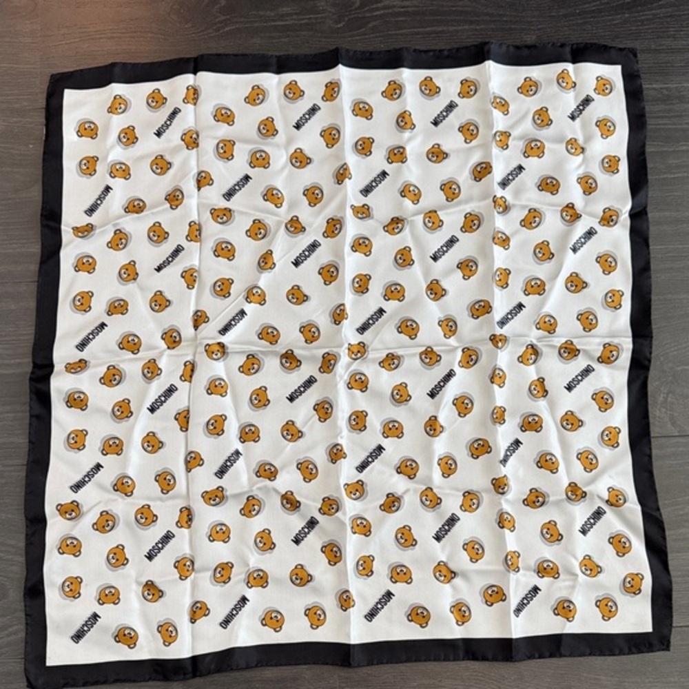NWOT - Authentic - Moschino Bear Print Scarf in White and Black 100% Silk